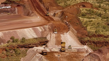 Fortescue Metals Group Photo by Christian Sprogoe Photography.